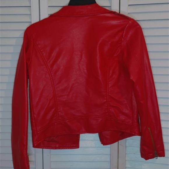 Red leather jacket - Picture 2 of 3